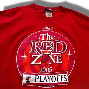 Vintage XL Reebok 2005 Playoffs Miami Heat “The Red Zone” T-shirt